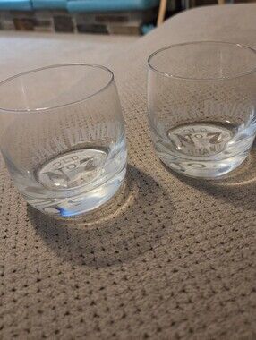 Jack Daniels Logo Old No 7 Brand Etched Whiskey Rocks Glass Round Set Of 2